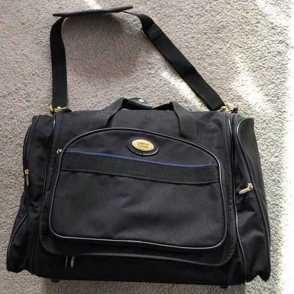 American Tourister - Black Canvas Travel Bag - Picture 2 of 15